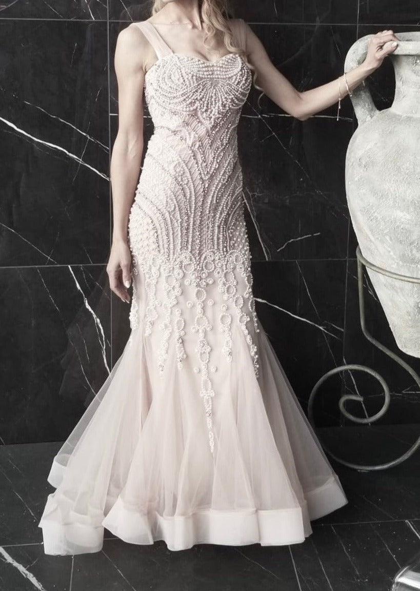 Queen of Pearls (PRE LOVED)